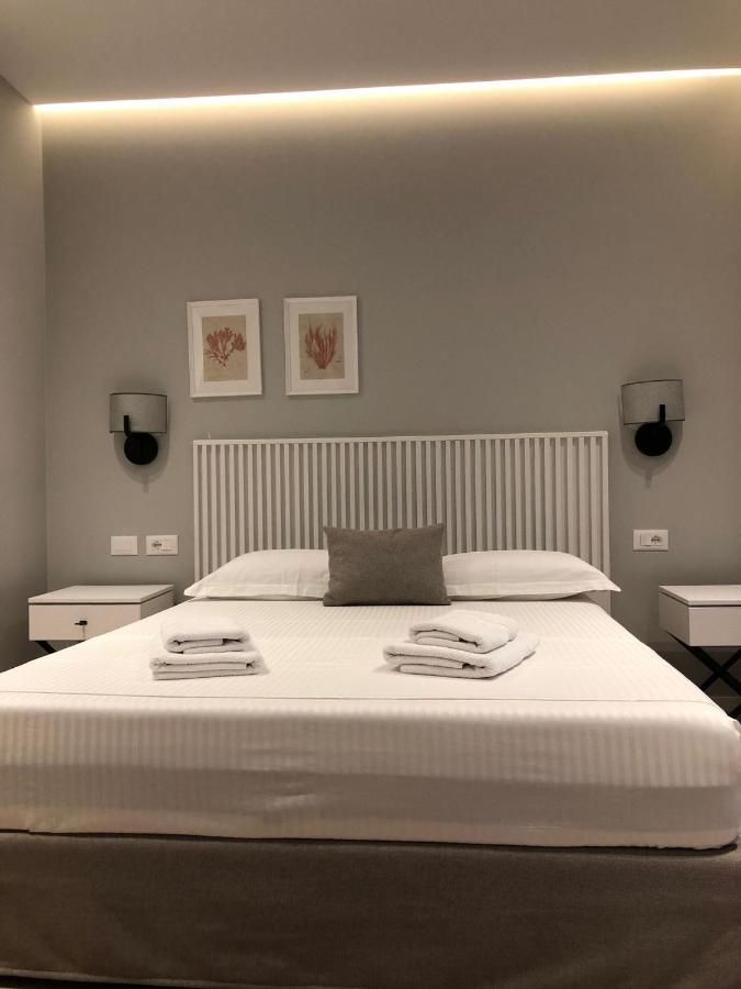 Dukes Albania Hotel Radhime Bagian luar foto