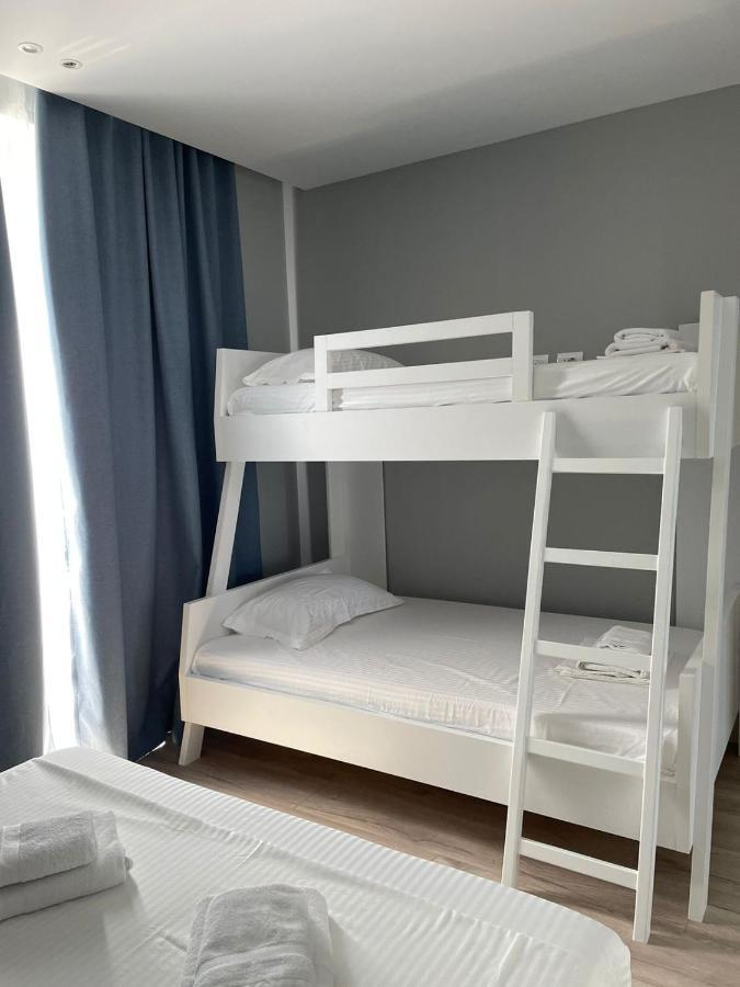 Dukes Albania Hotel Radhime Bagian luar foto