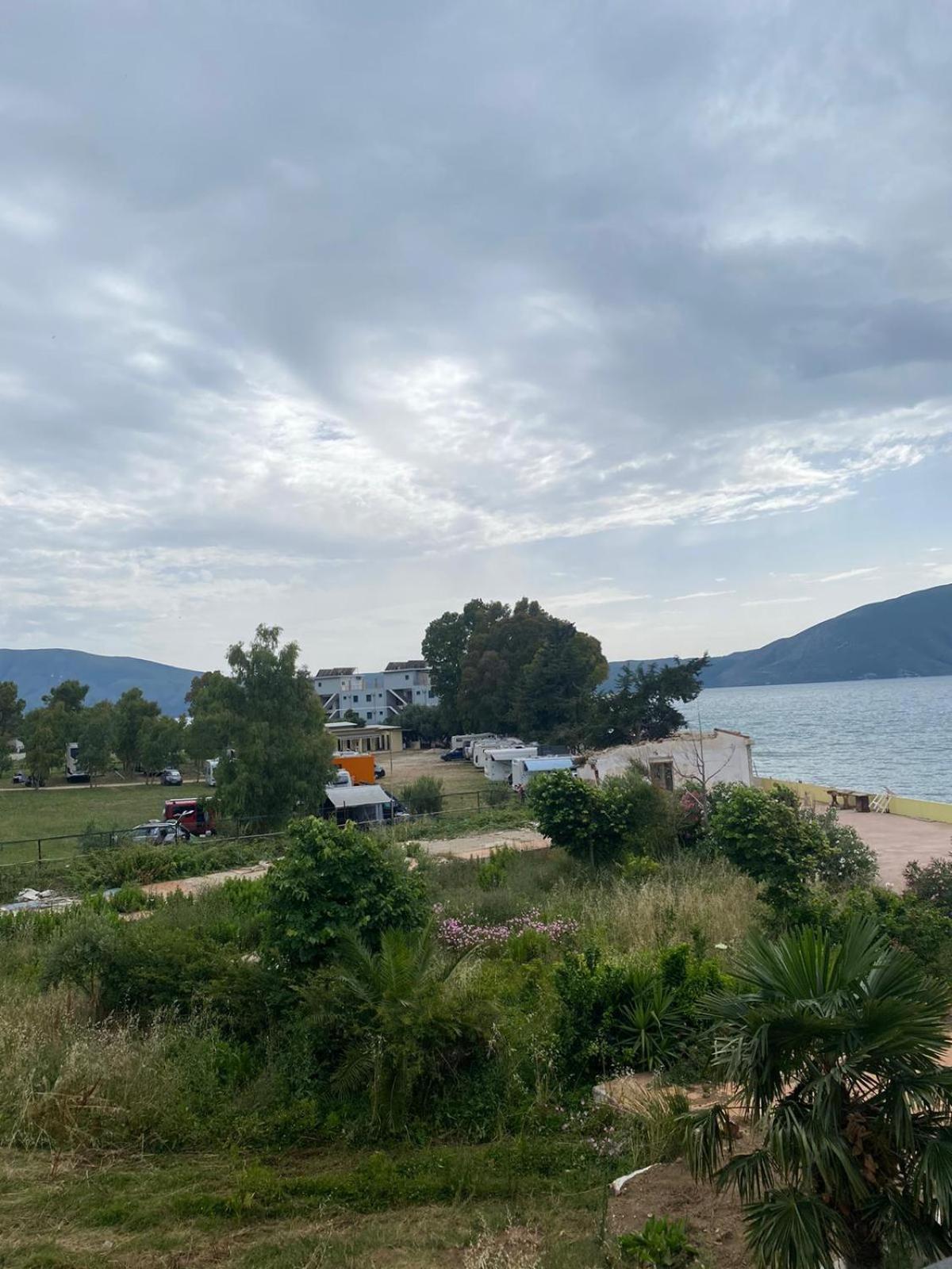 Dukes Albania Hotel Radhime Bagian luar foto
