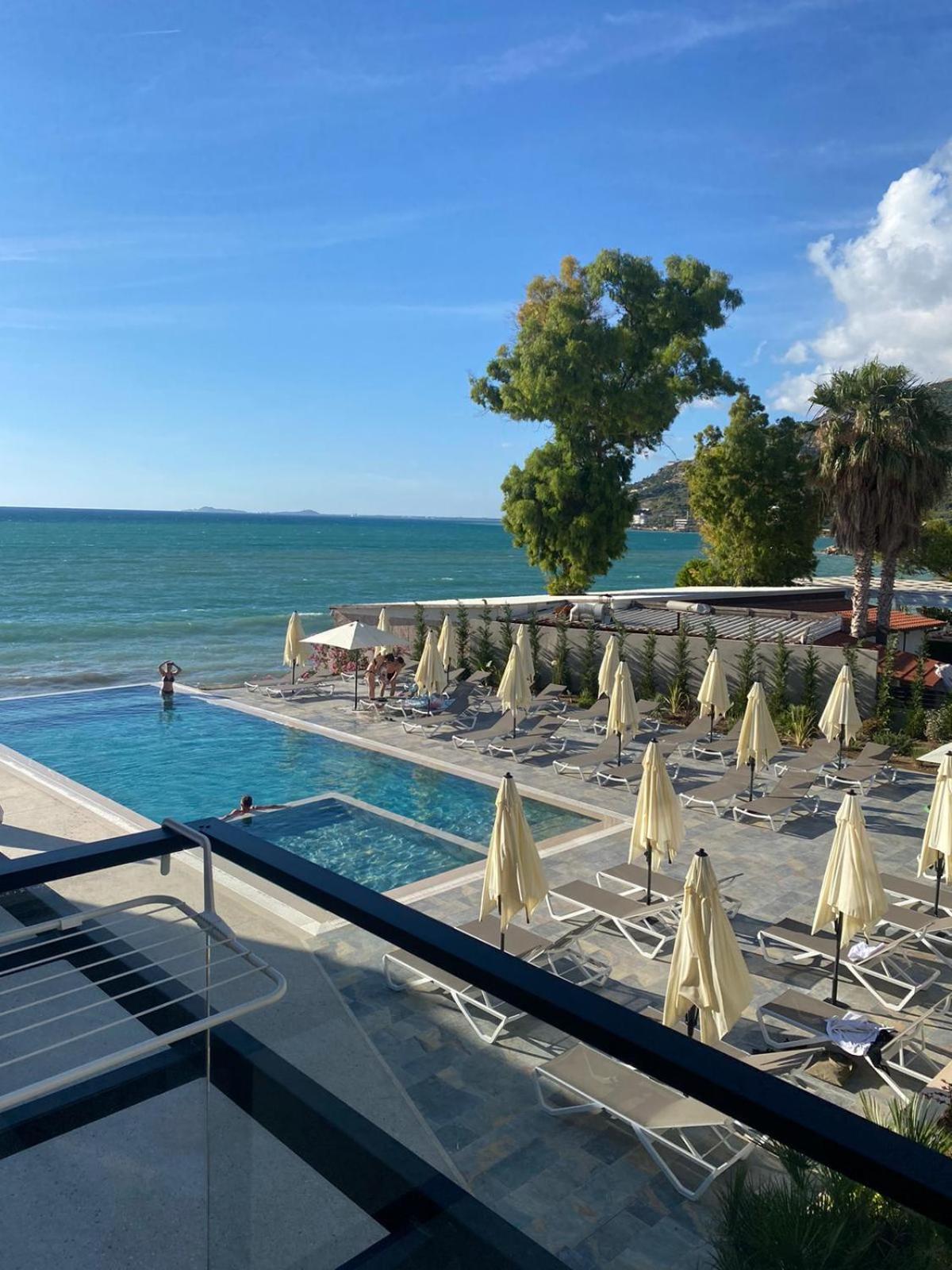 Dukes Albania Hotel Radhime Bagian luar foto